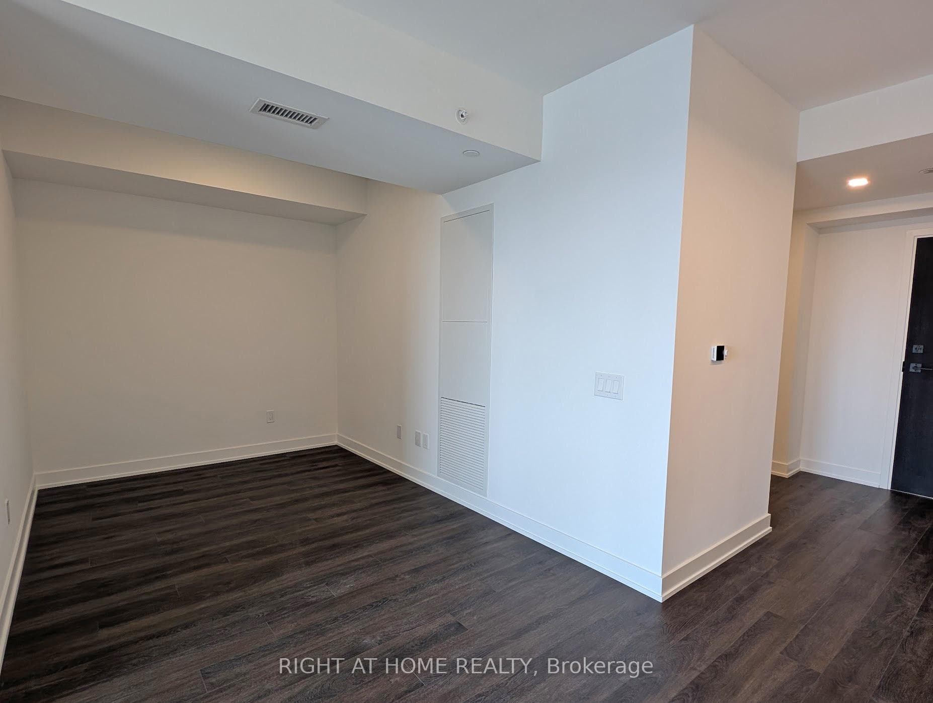 609 Sherbourne Street Unit 3610 photo 10