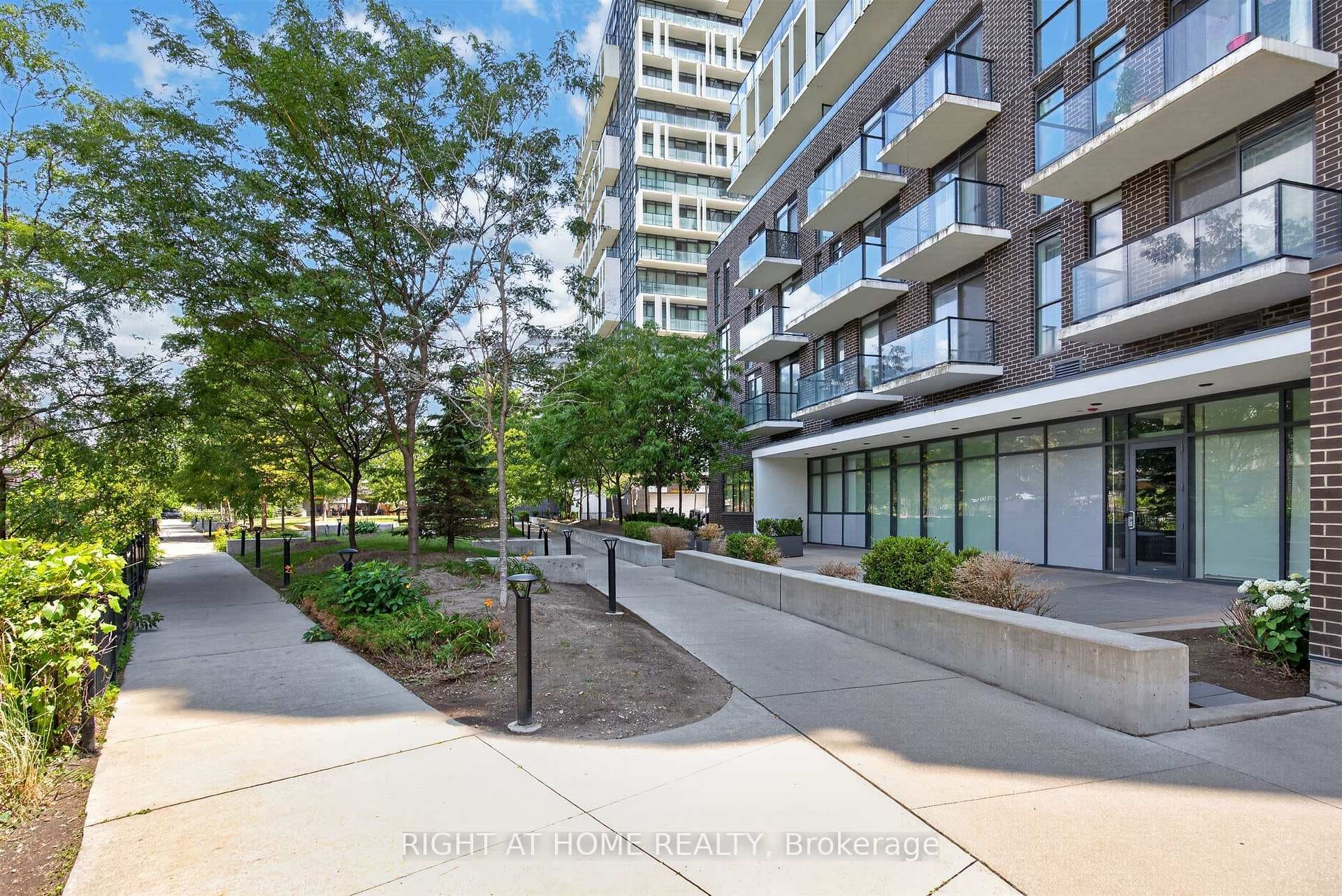 128 Fairview Mall Drive Unit 712 photo 29