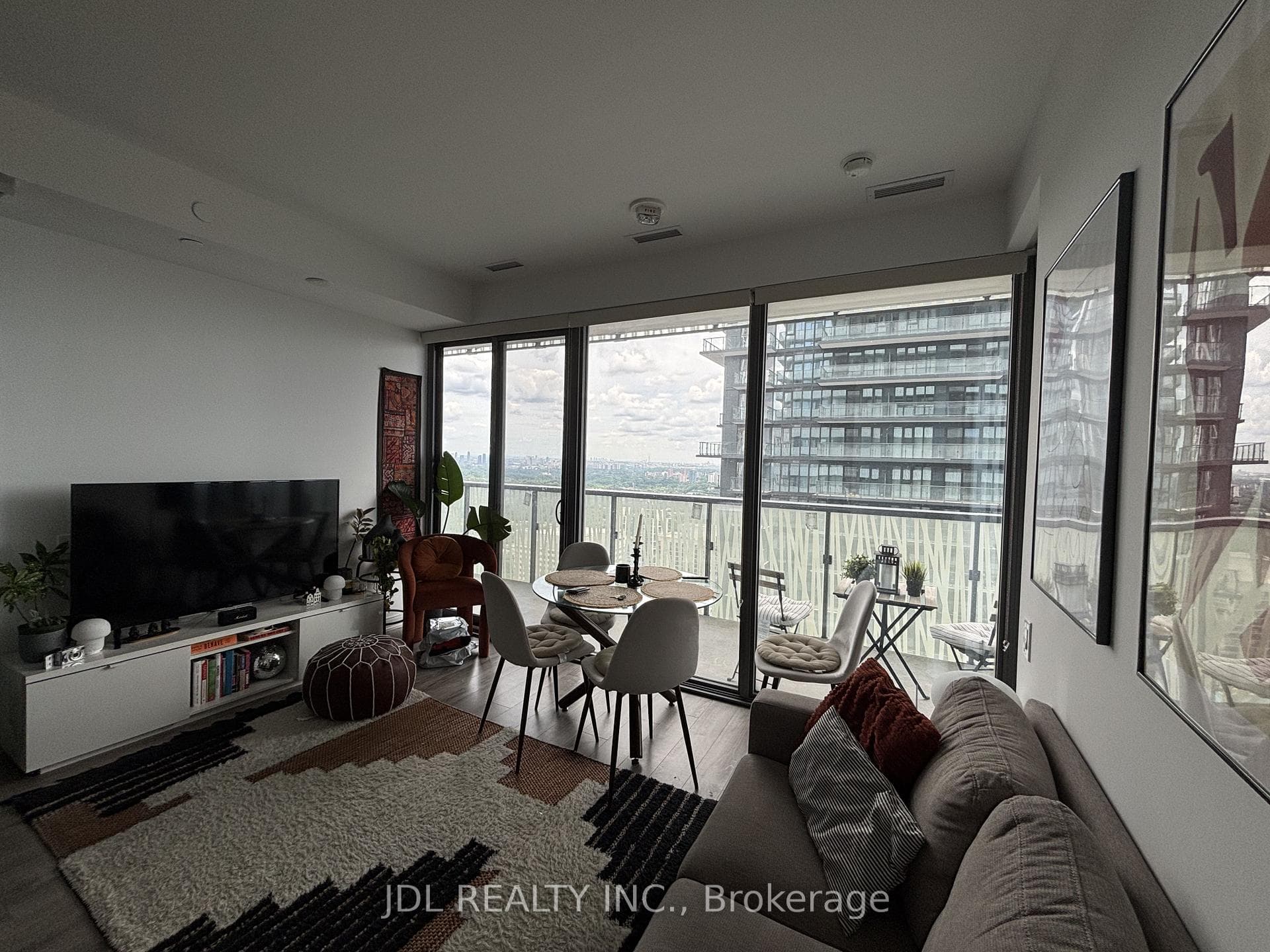 50 Charles Street Unit 4013 photo 6