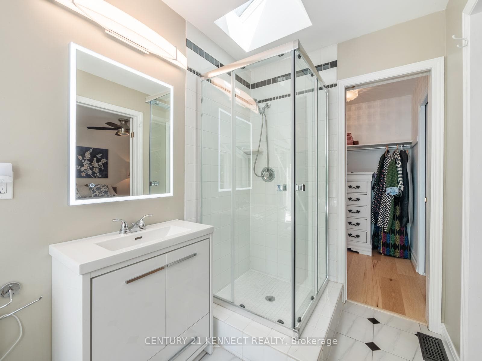 28 Kipling Avenue photo 17