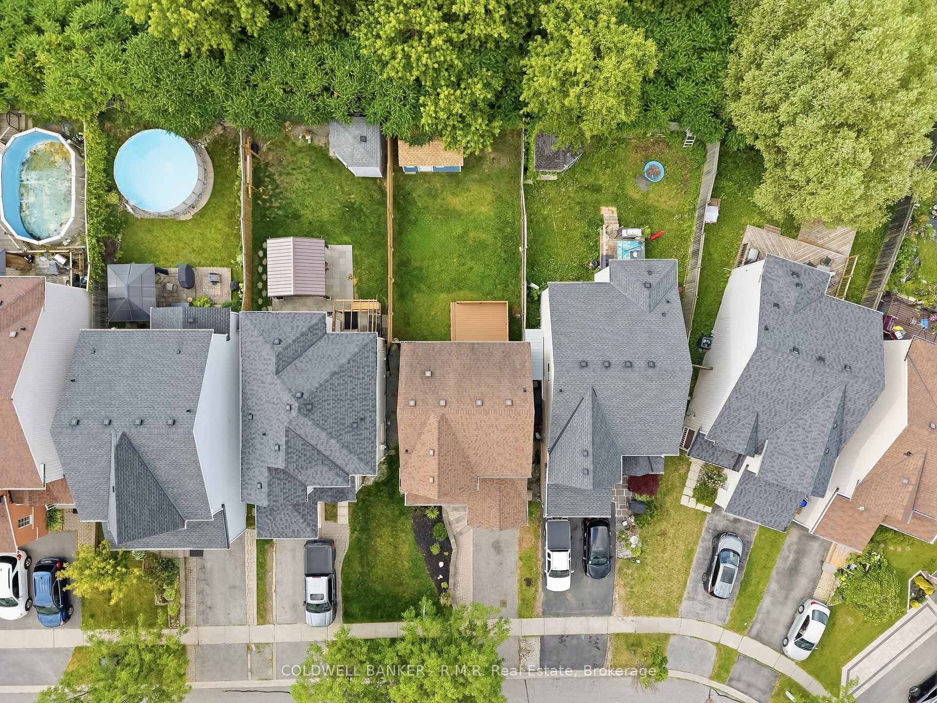 1244 Ashgrove Crescent photo 47