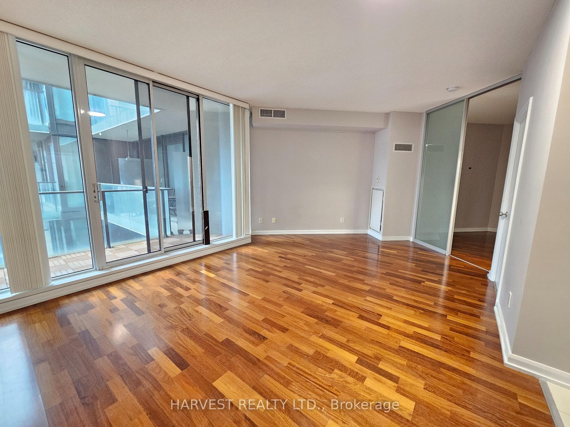 111 Elizabeth Street Unit 1236 photo 3