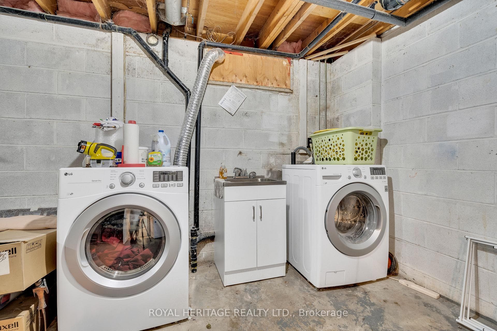 15 Winchester Drive Unit 8 photo 18
