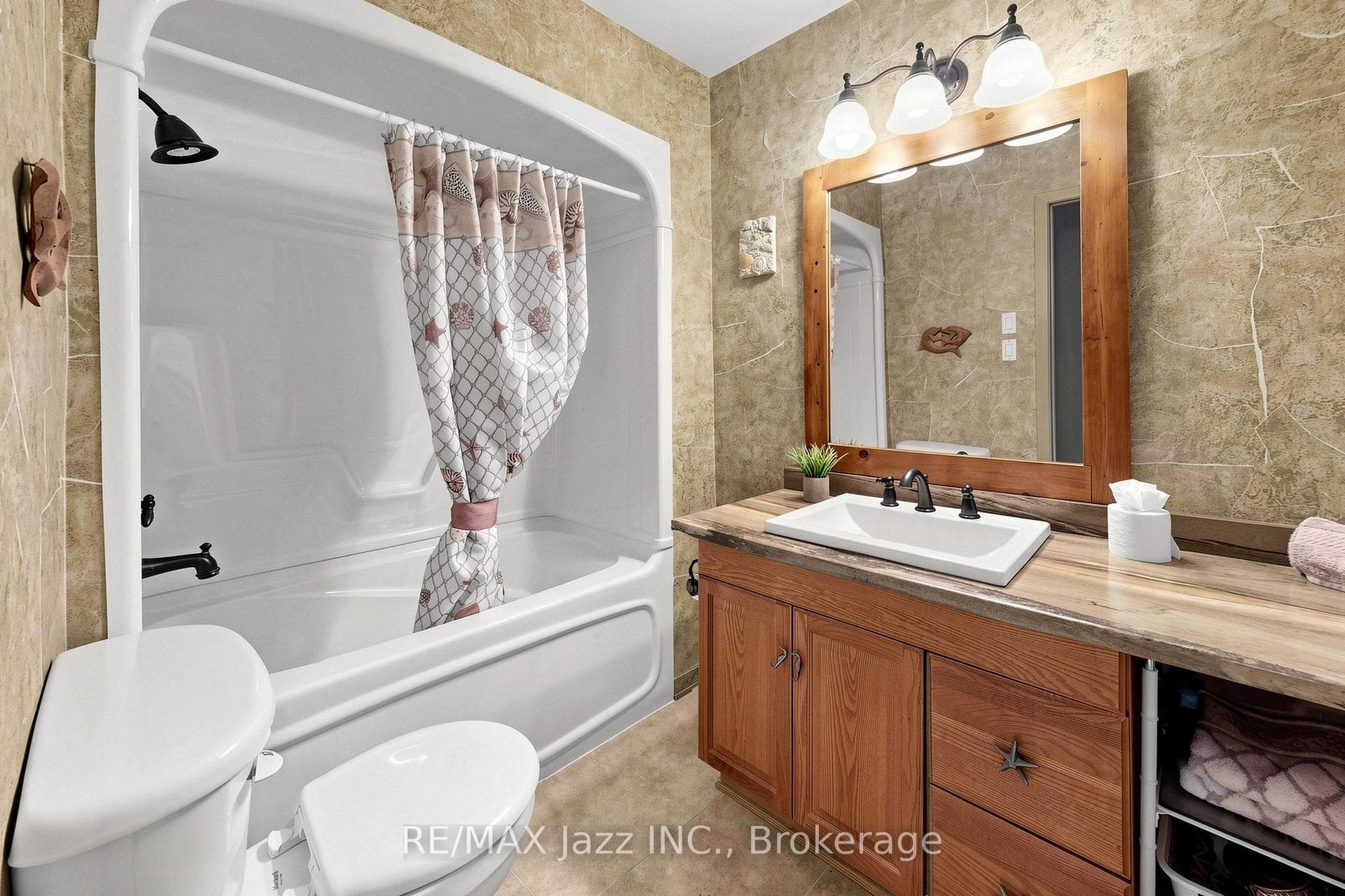 15 Beavers Lane photo 21