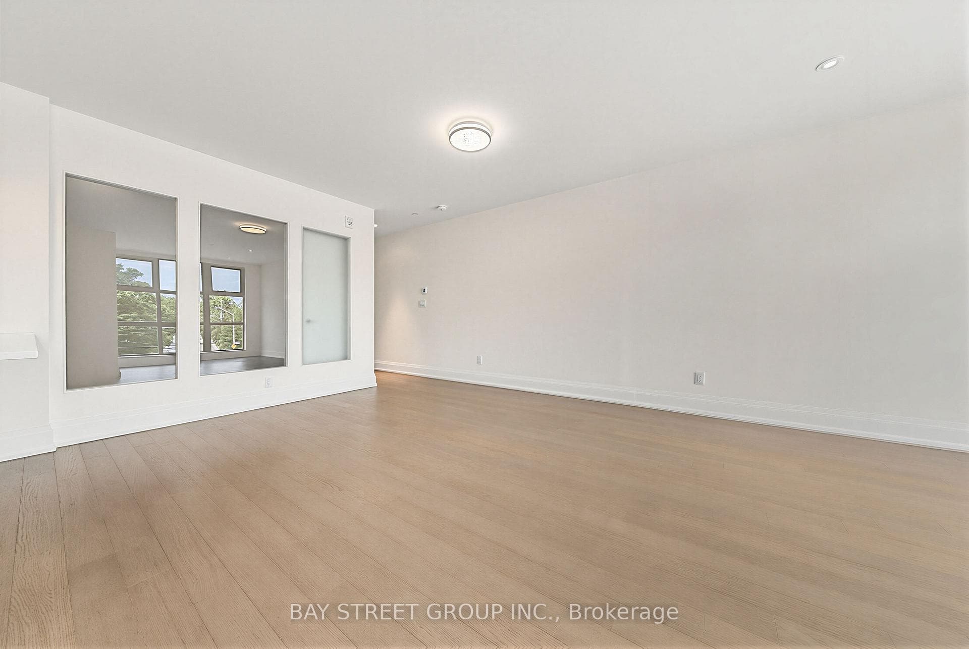 365 Beech Avenue Unit 208 photo 16