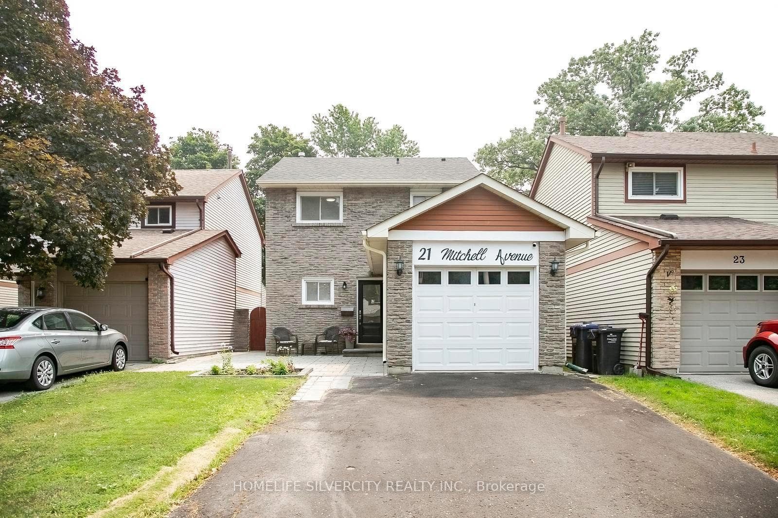 21 Mitchell Avenue photo 1