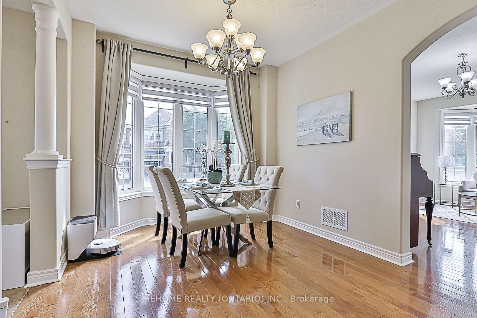 46 Mary Ellen Baker Crescent photo 5