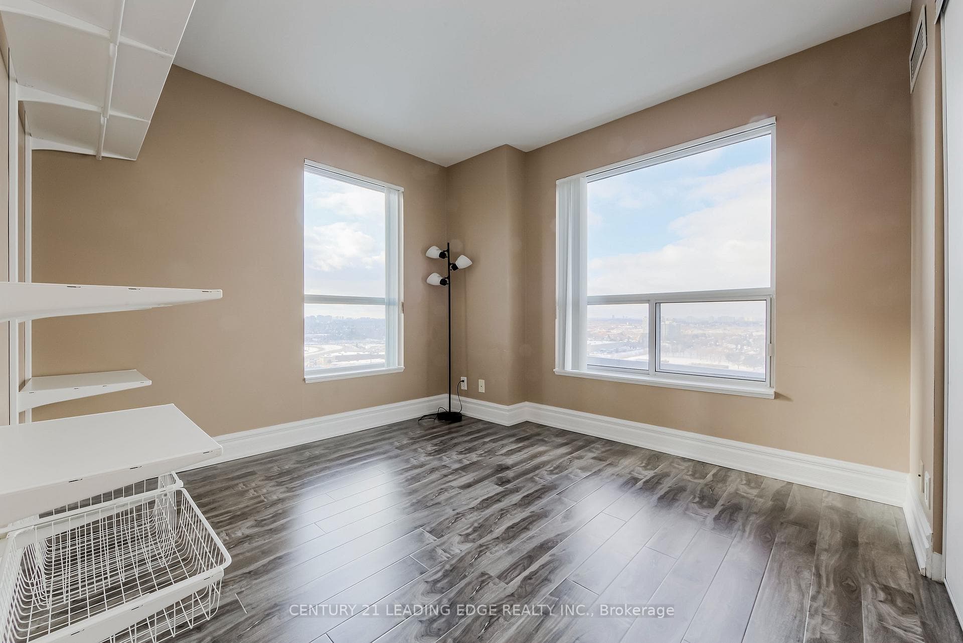 38 Lee Centre Drive Unit 2112 photo 14