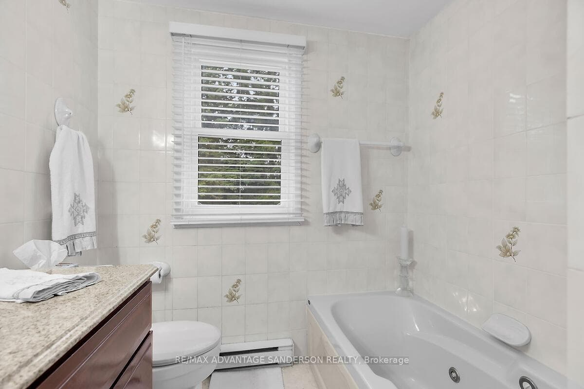 15584 Fifteen Mile Road photo 27