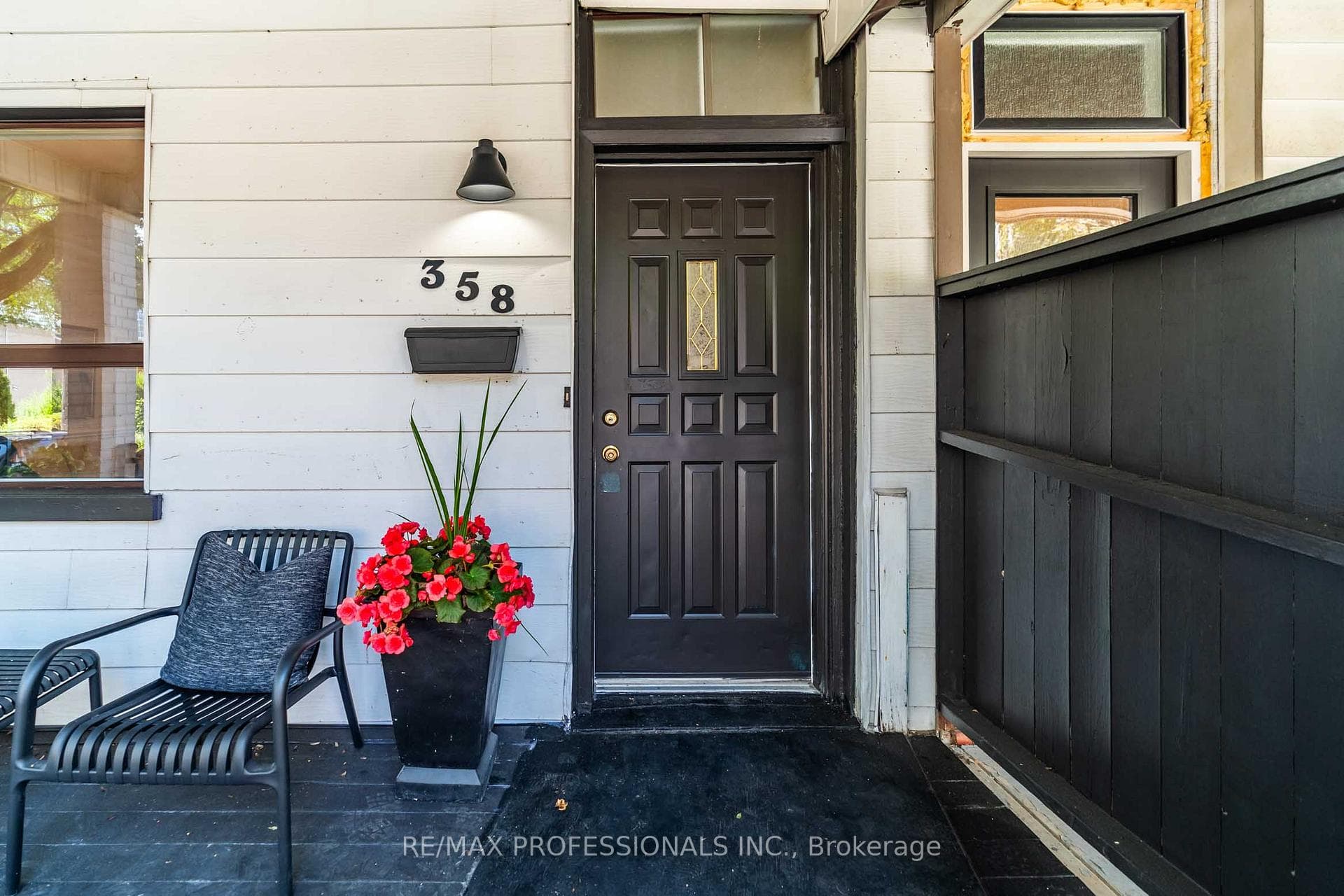 358 Pacific Avenue photo 2