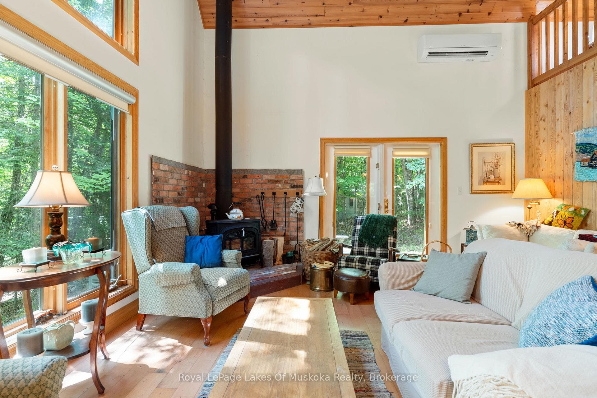 1236 Grace Road photo 3