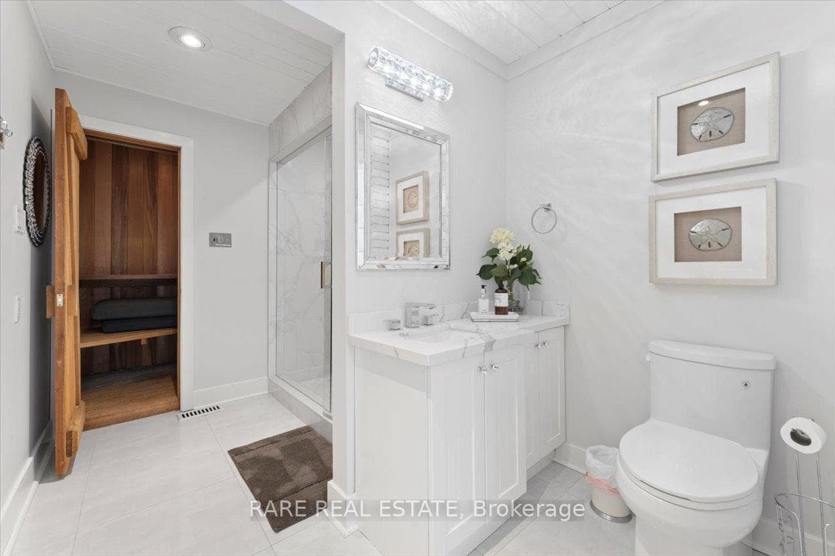 3237 Fleming Boulevard photo 19