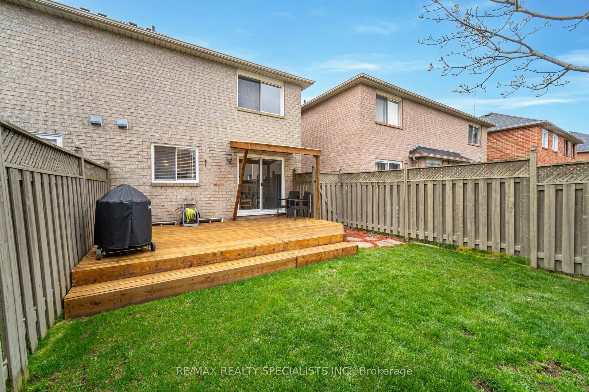 3327 Spirea Terrace photo 39