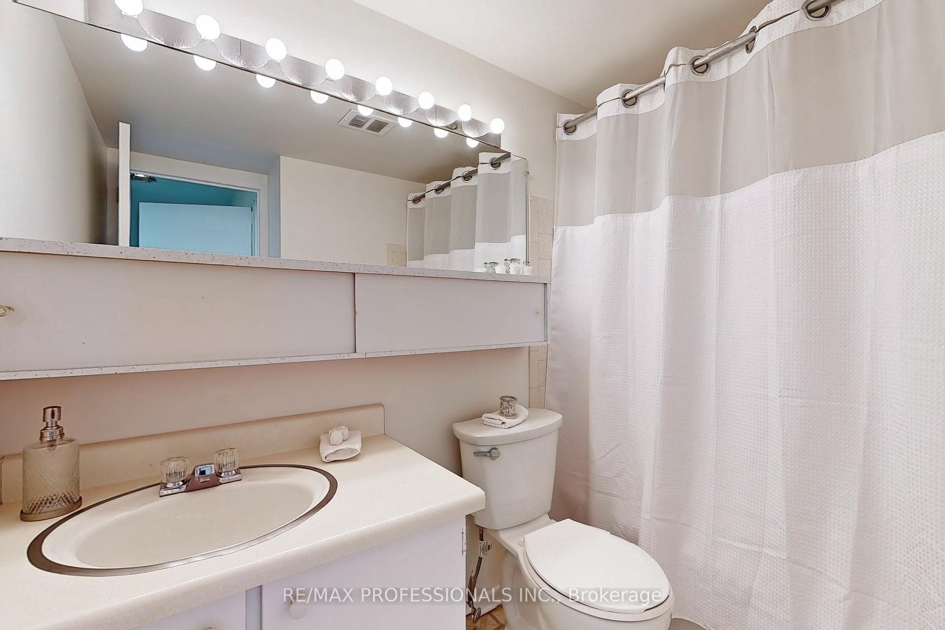 1360 York Mills Road Unit 1705 photo 20