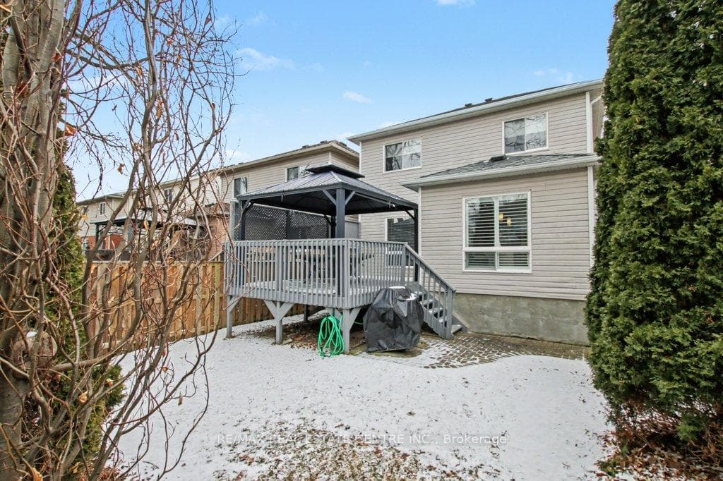80 Wheatland Drive photo 33