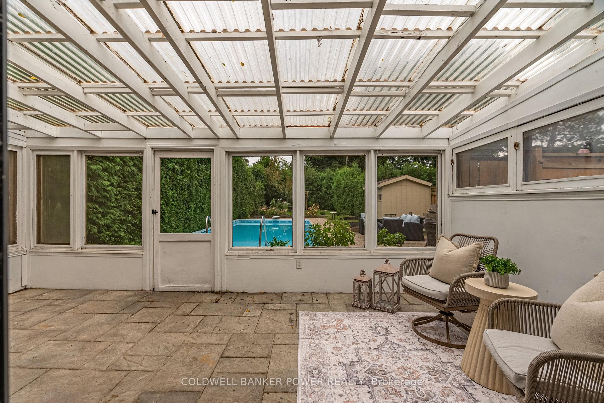 79 DUCHESS Avenue photo 26