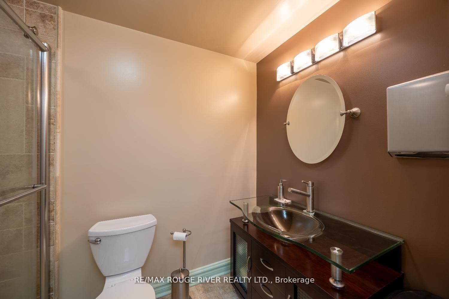 1196 Stire Street photo 32