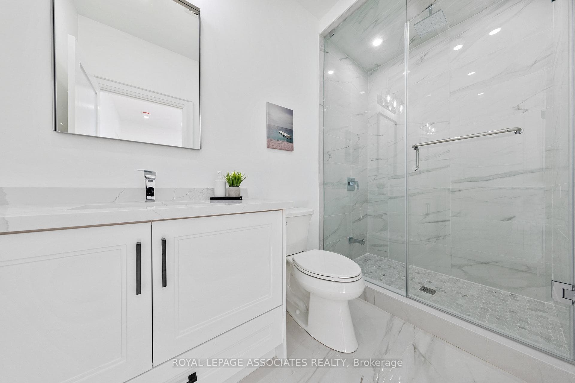 192 Tower Drive photo 23