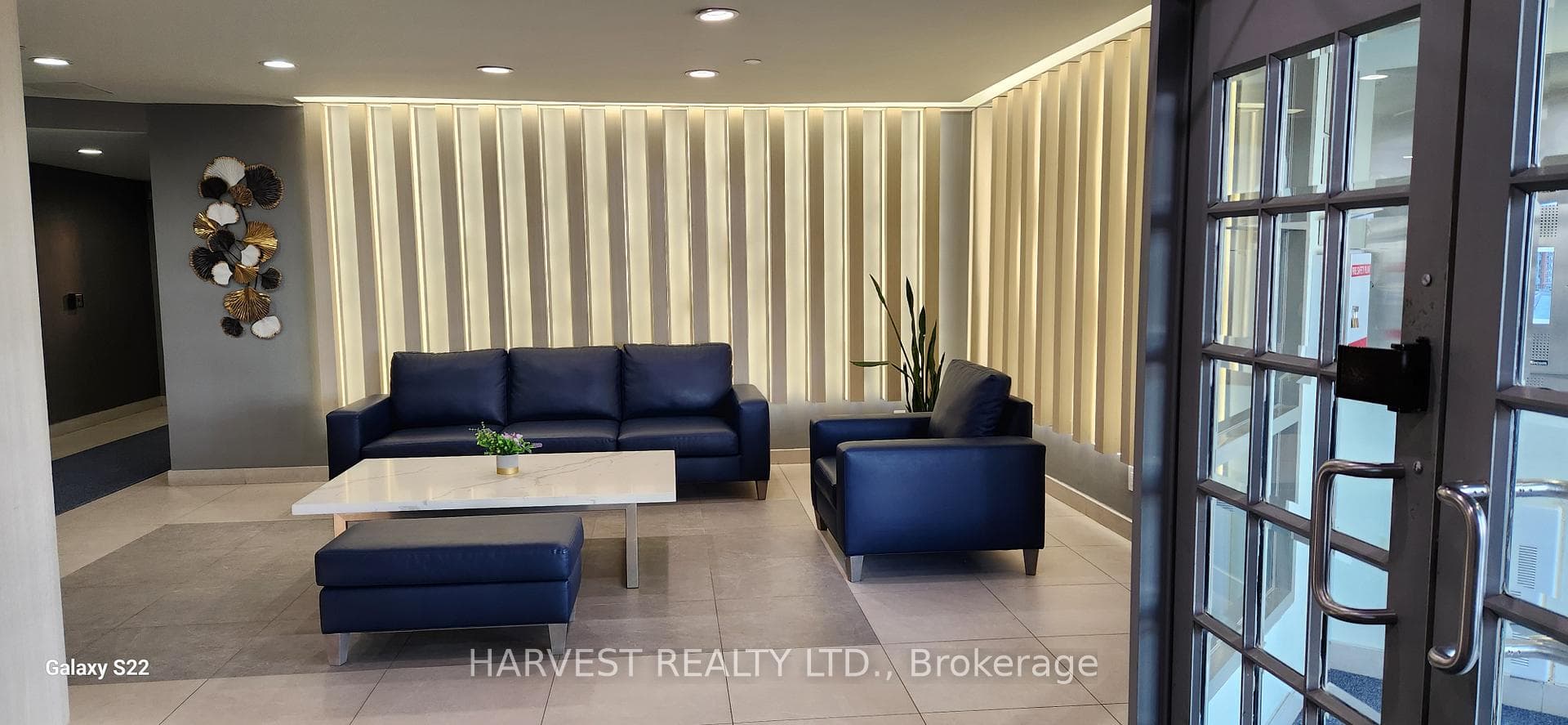 5795 Yonge Street Unit 315 photo 4