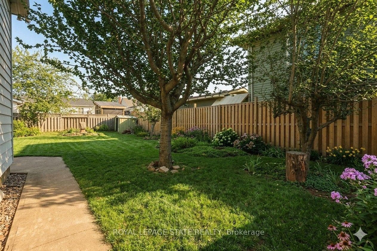 405 Bartlett Avenue Unit B photo 3