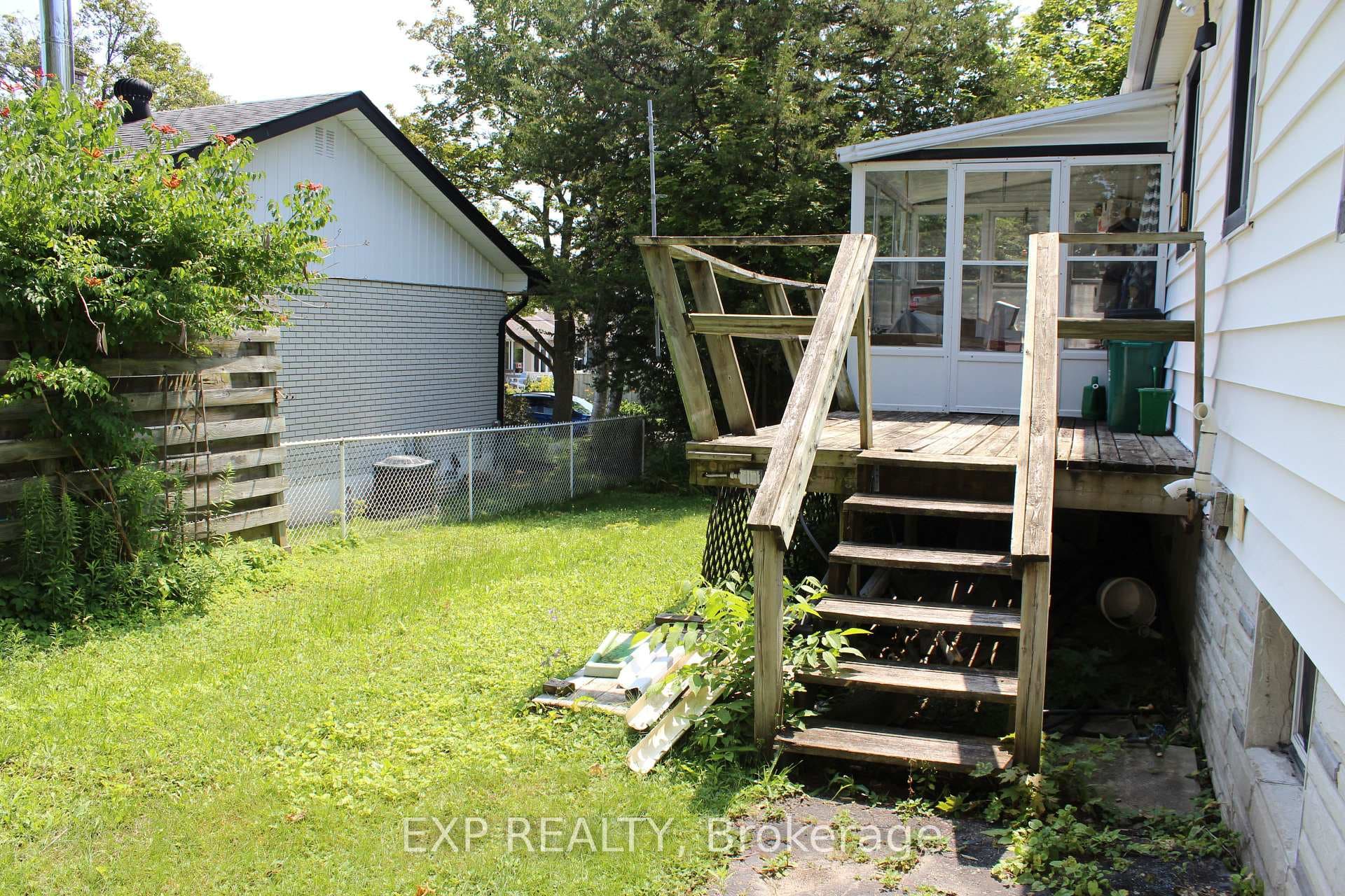 105 Puget Street photo 10