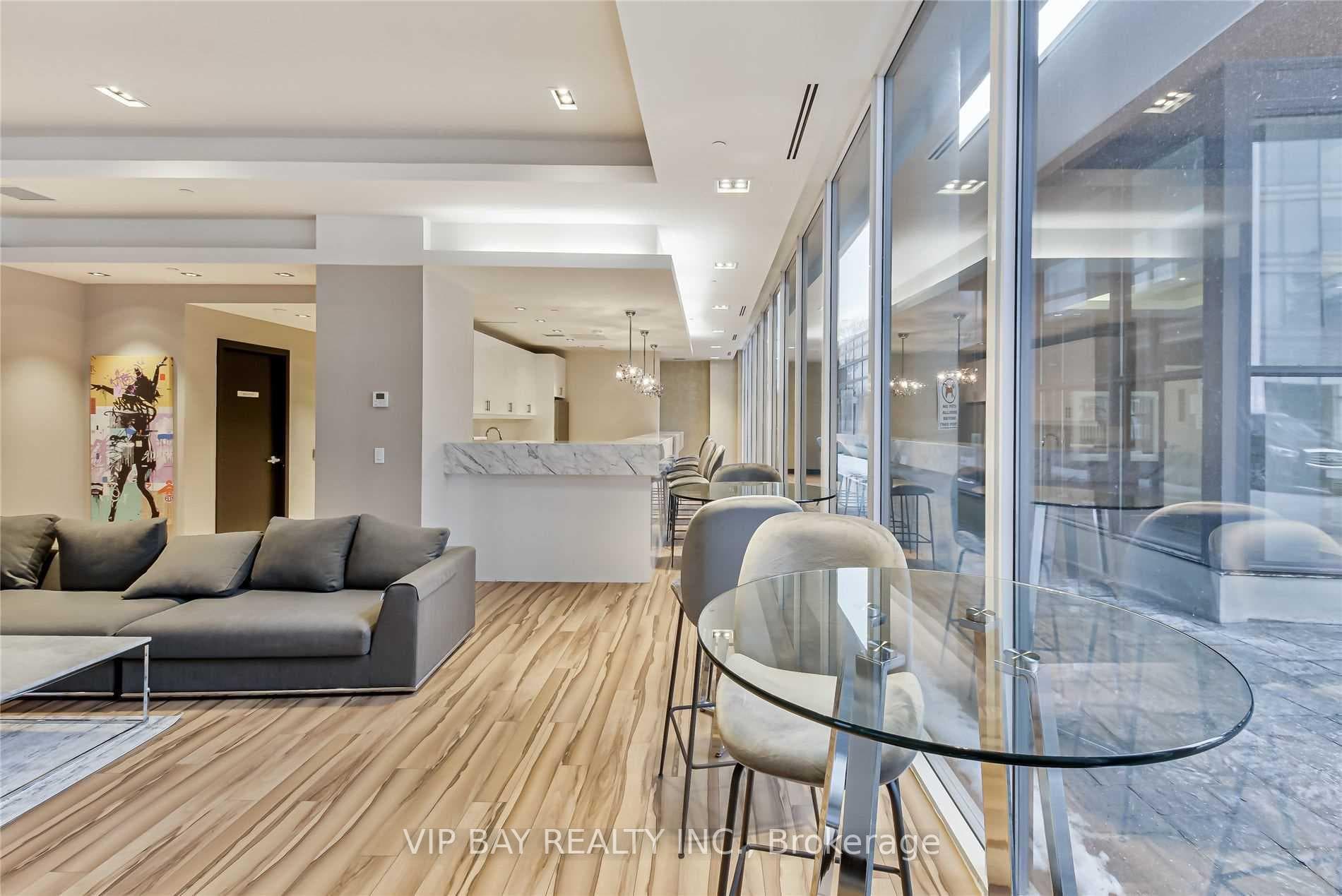 9618 Yonge Street Unit 1608 photo 38