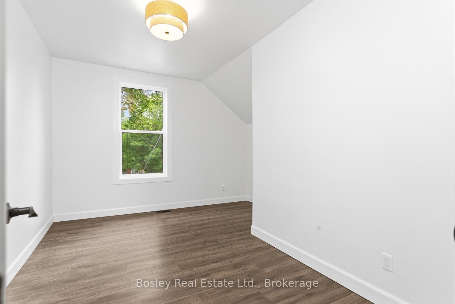 40 Charles Street photo 22