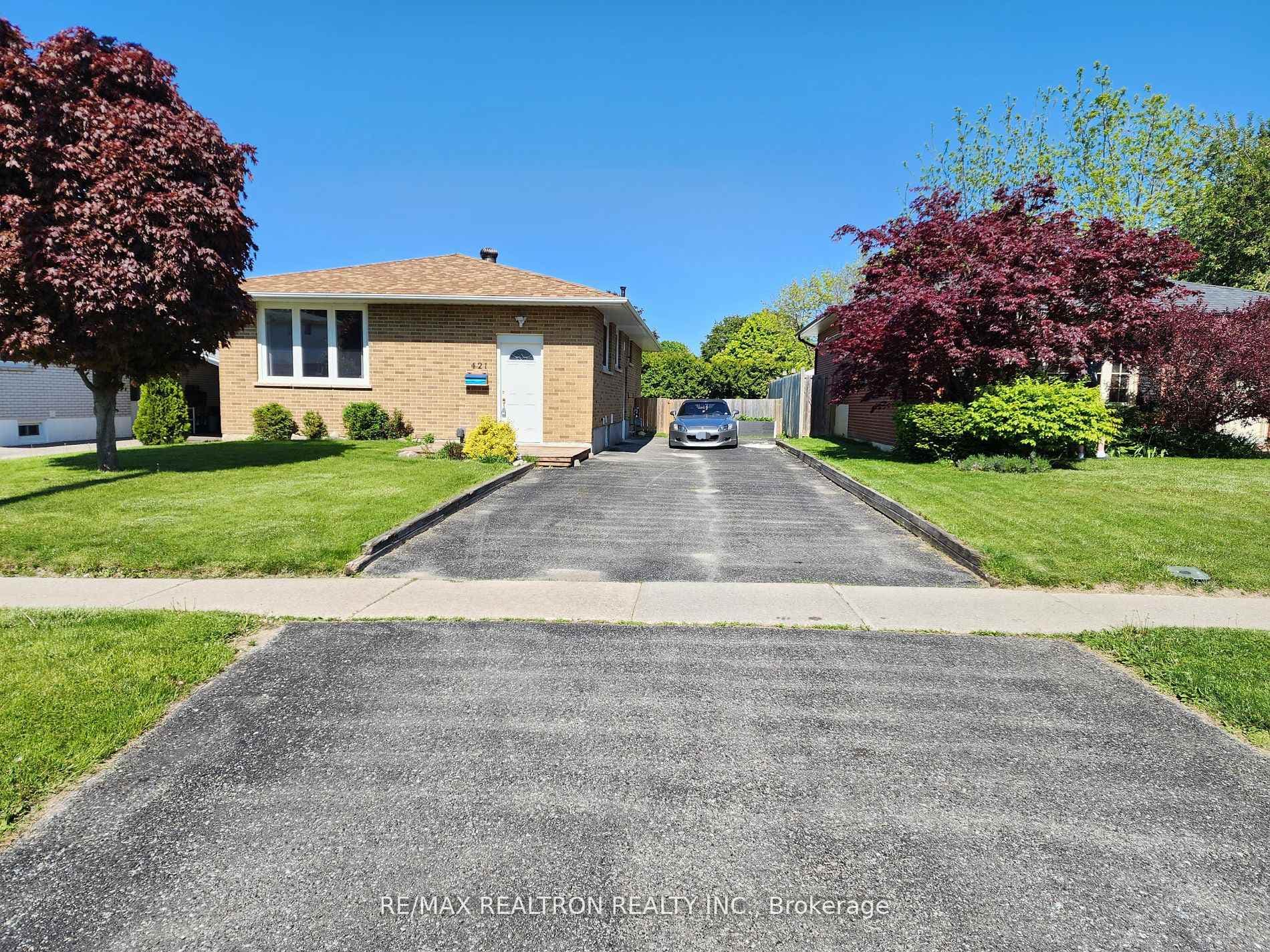 421 Oshawa Boulevard Unit Main photo 19