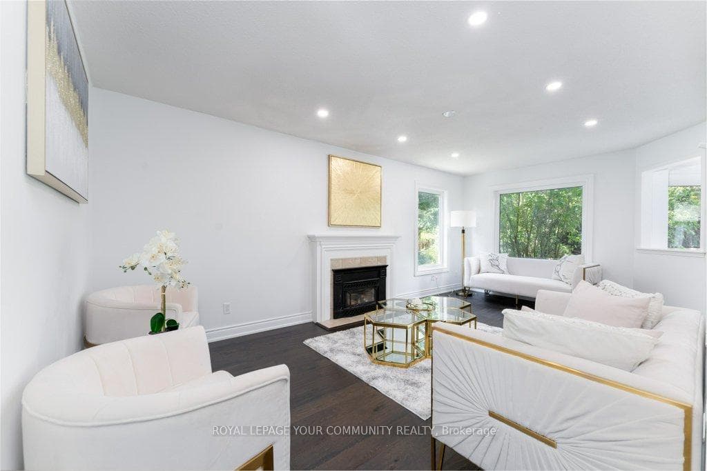 452 Alex Doner Drive photo 4