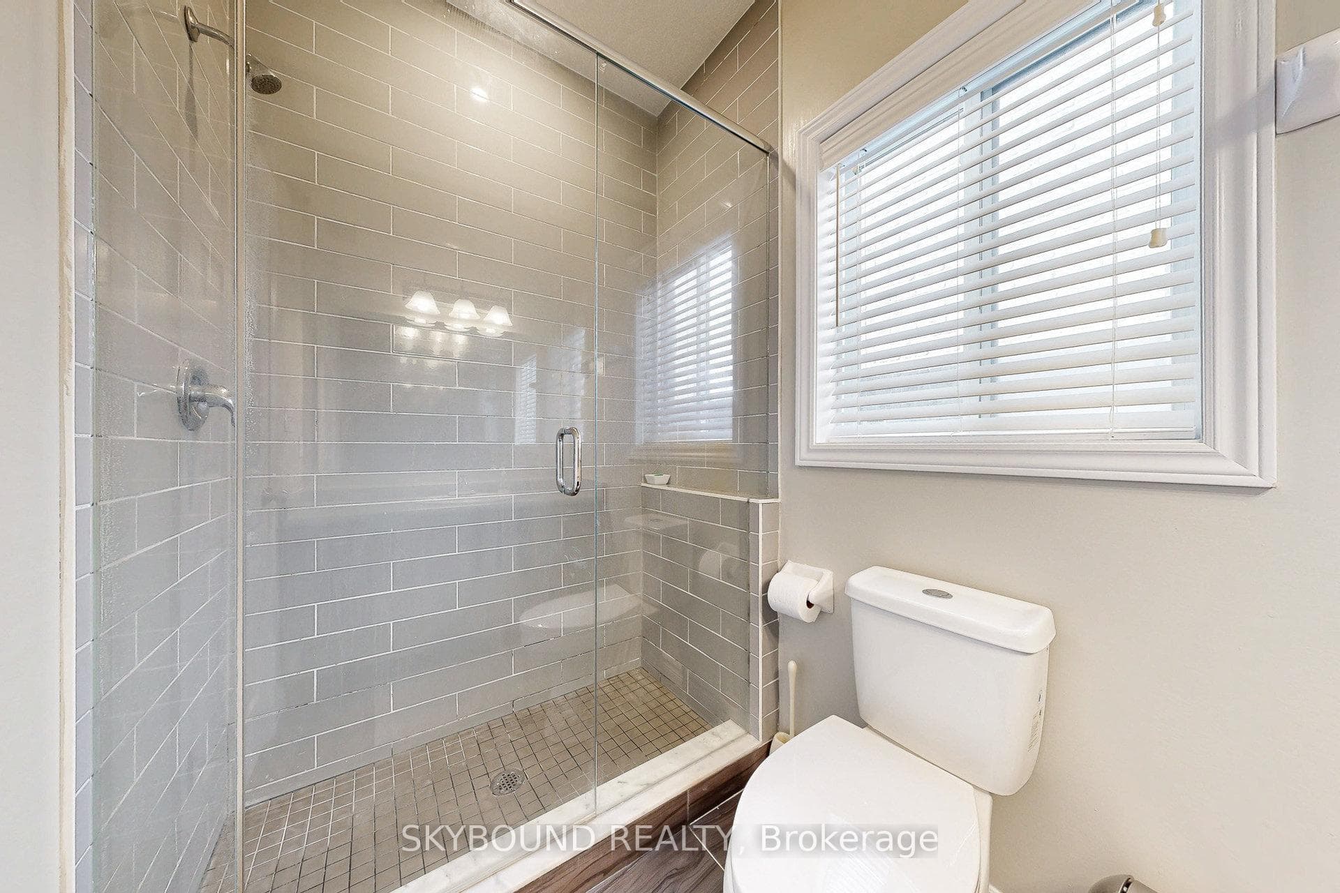 305 Wesley Boulevard photo 14