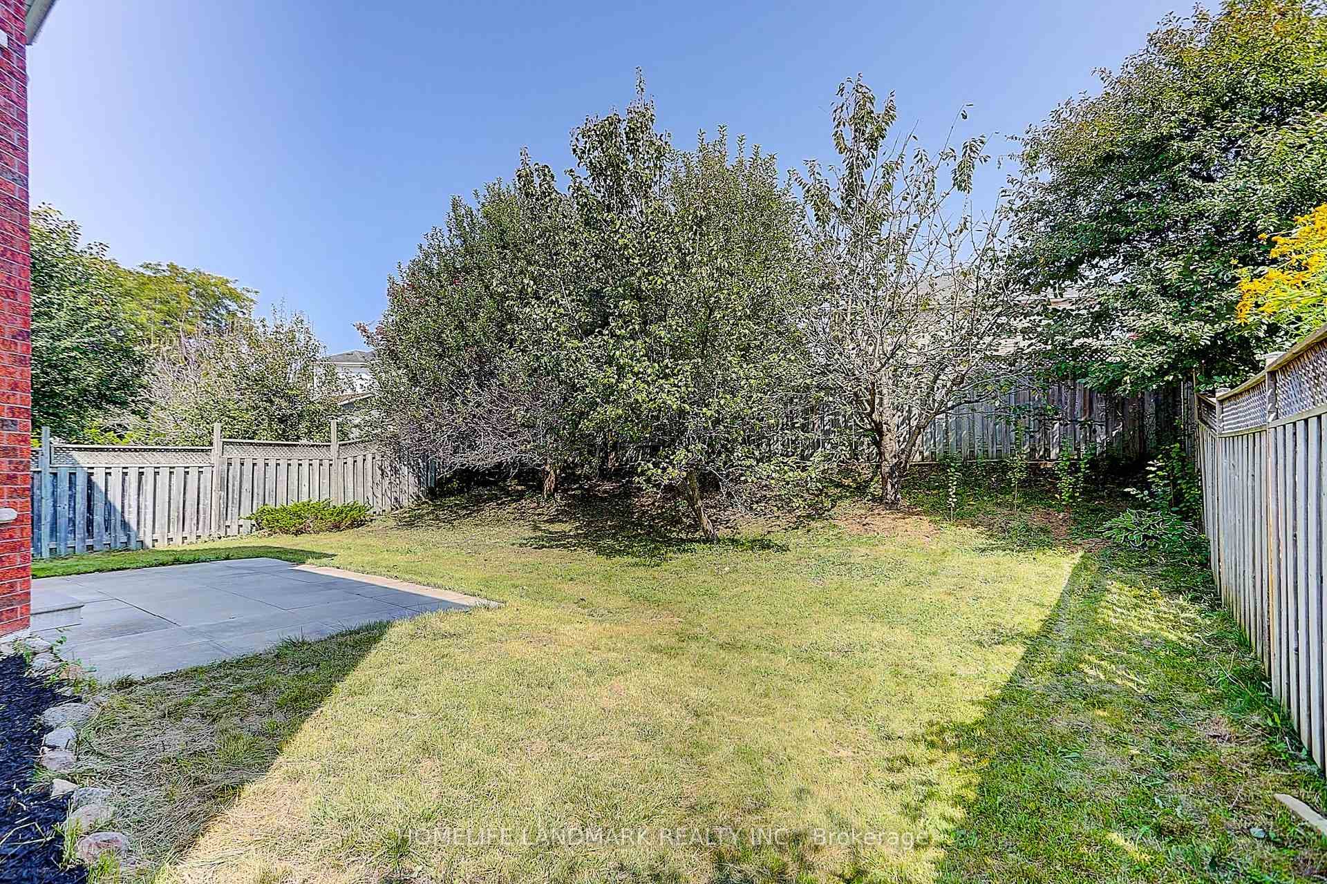 25 Mac Carl Crescent photo 38