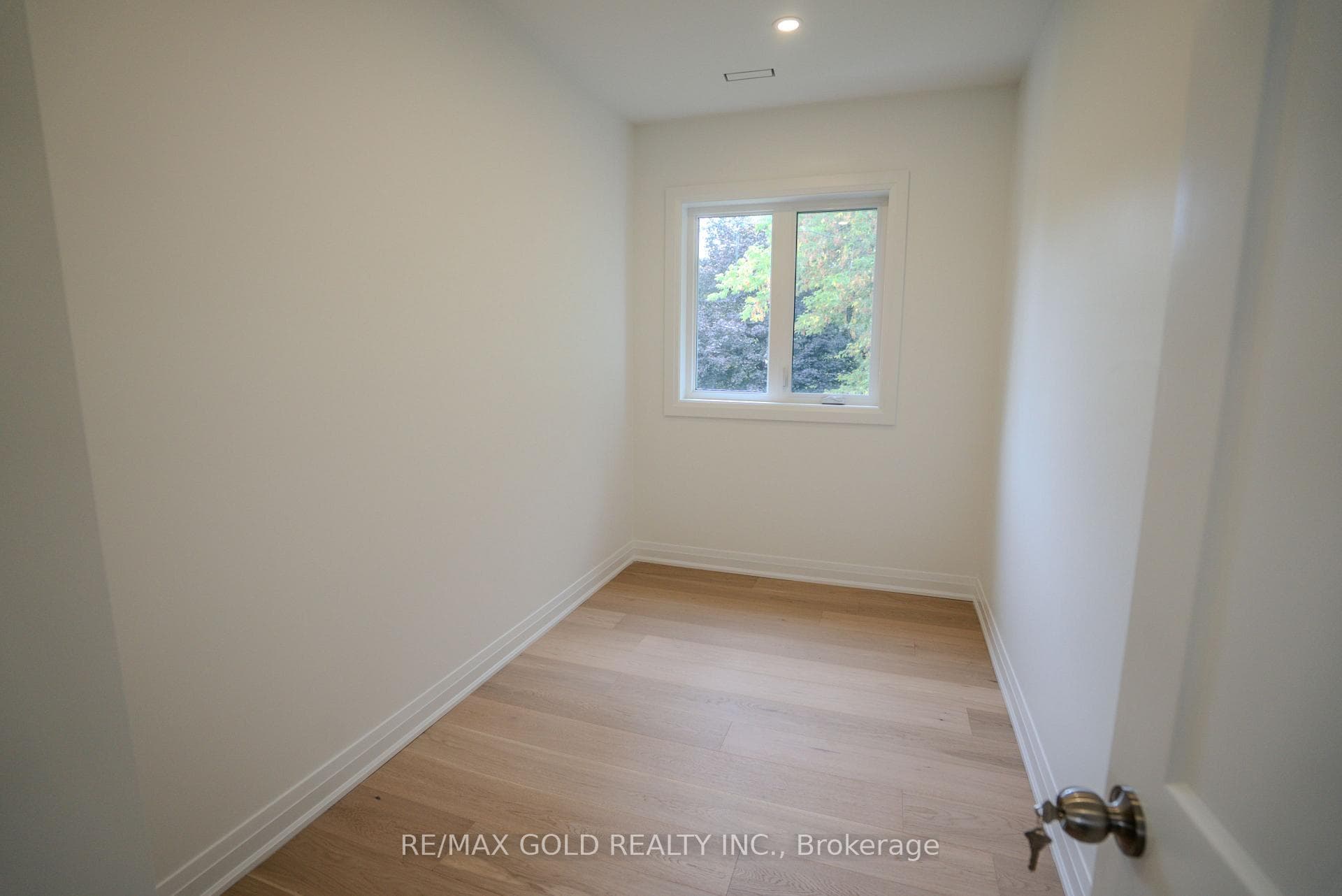 50 Willow Street photo 36