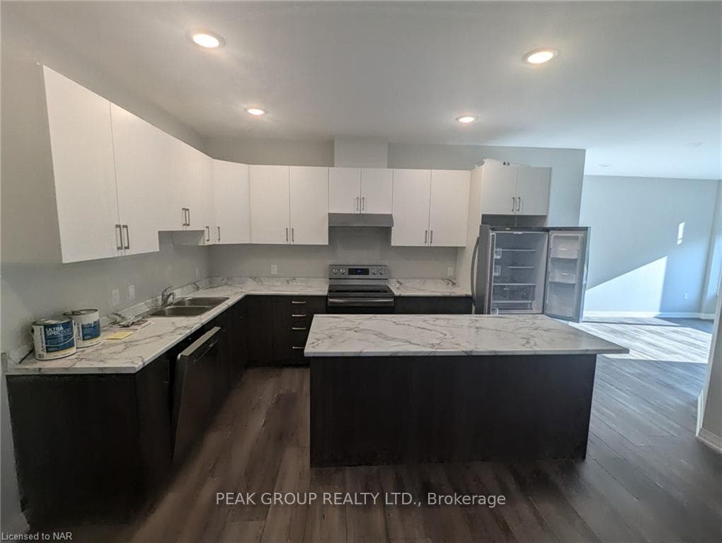 5932 DORCHESTER Road photo 2