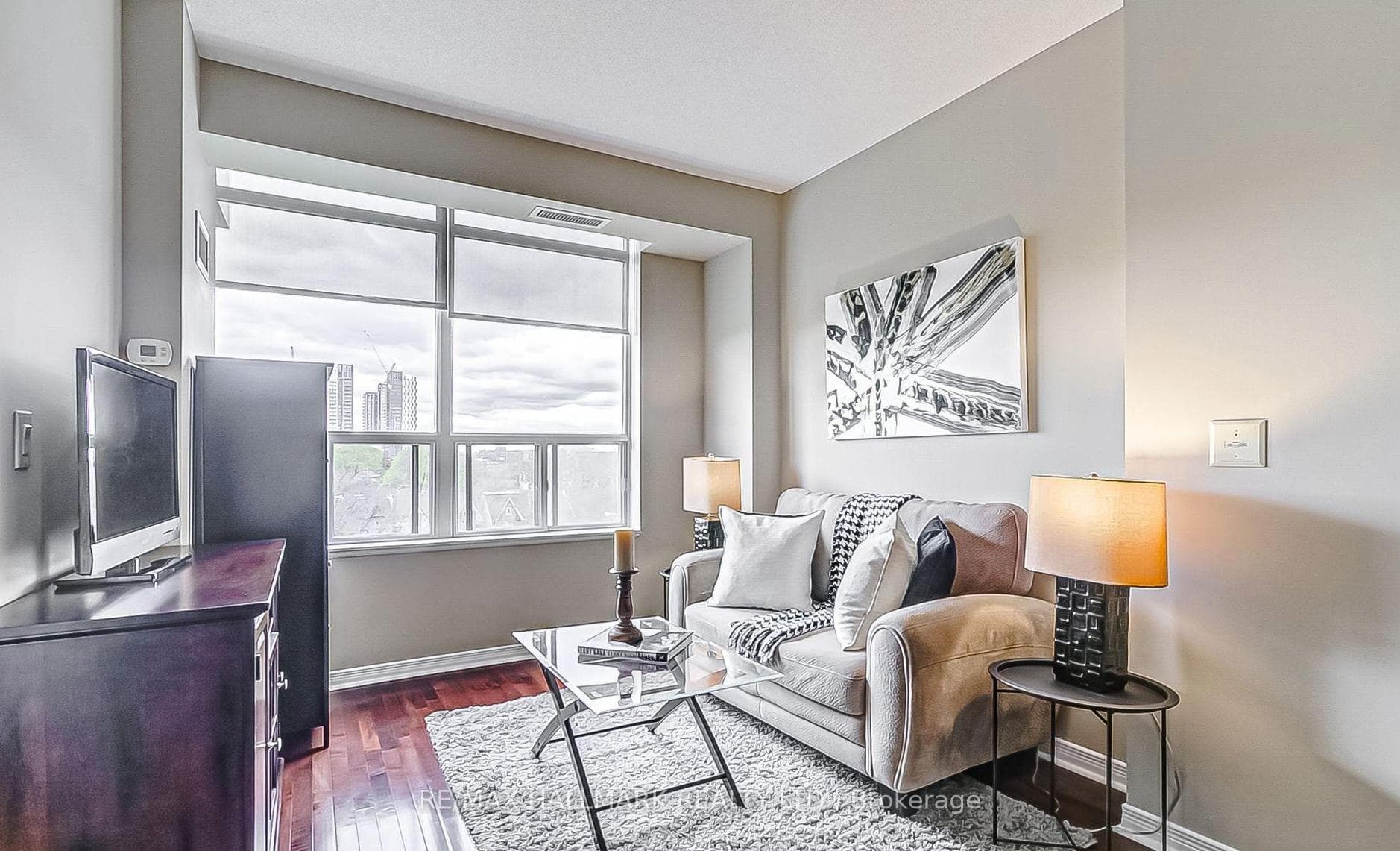 736 Spadina Avenue Unit 506 photo 4