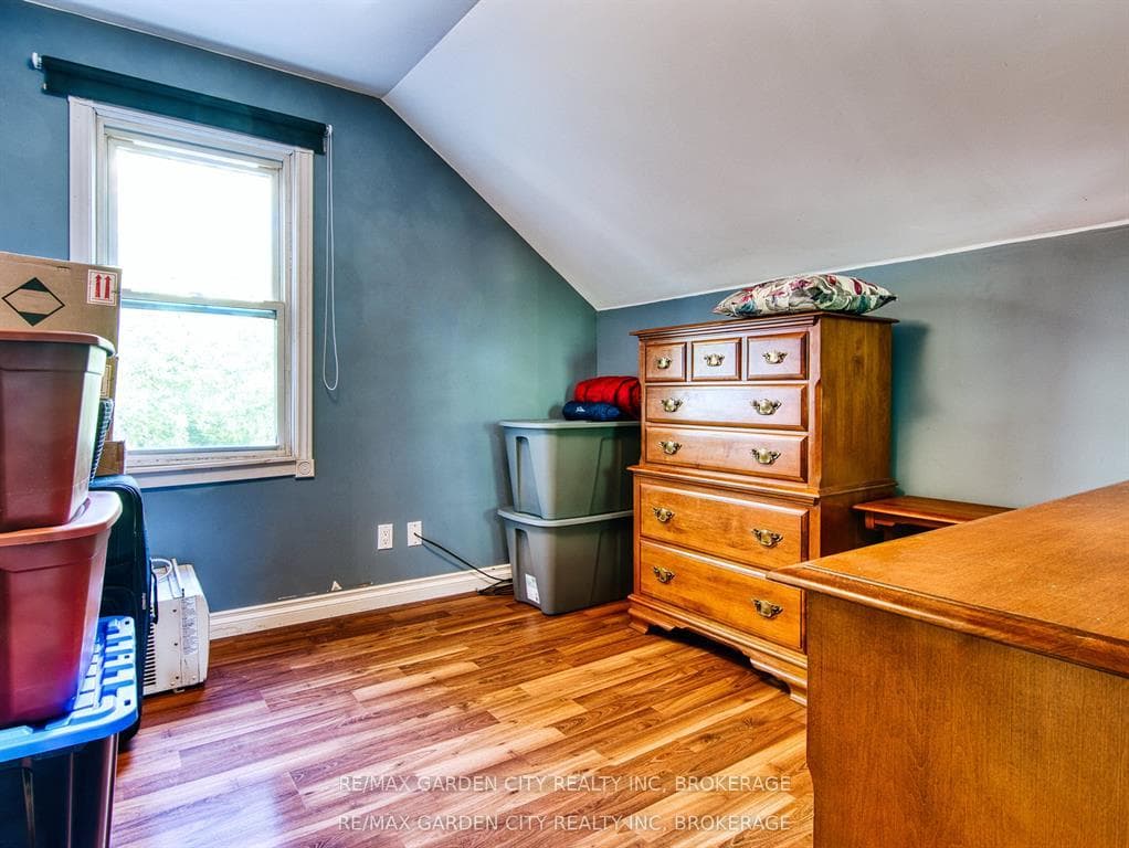 809 Steele Street photo 29
