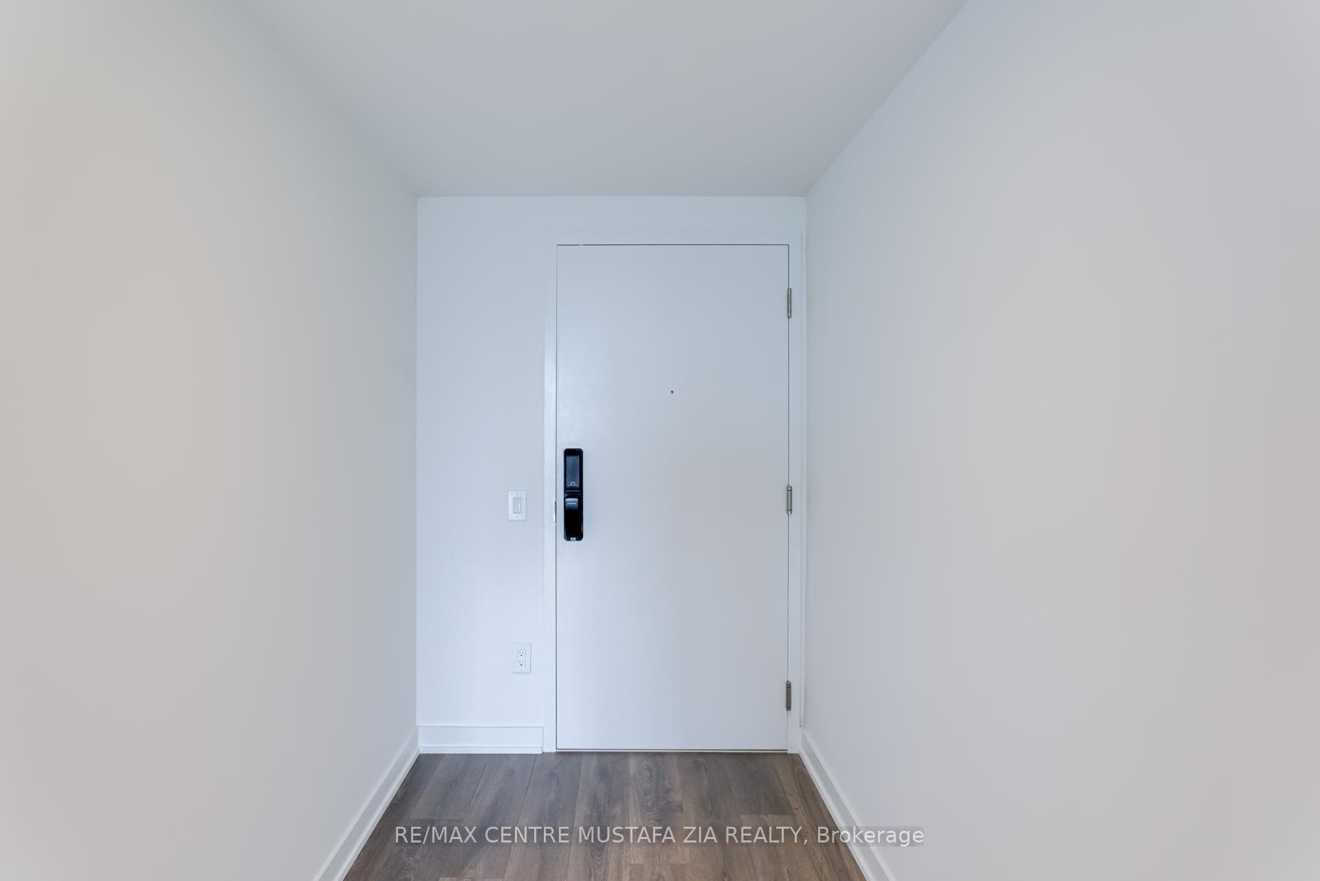 28 Ann Street Unit 1019 photo 6