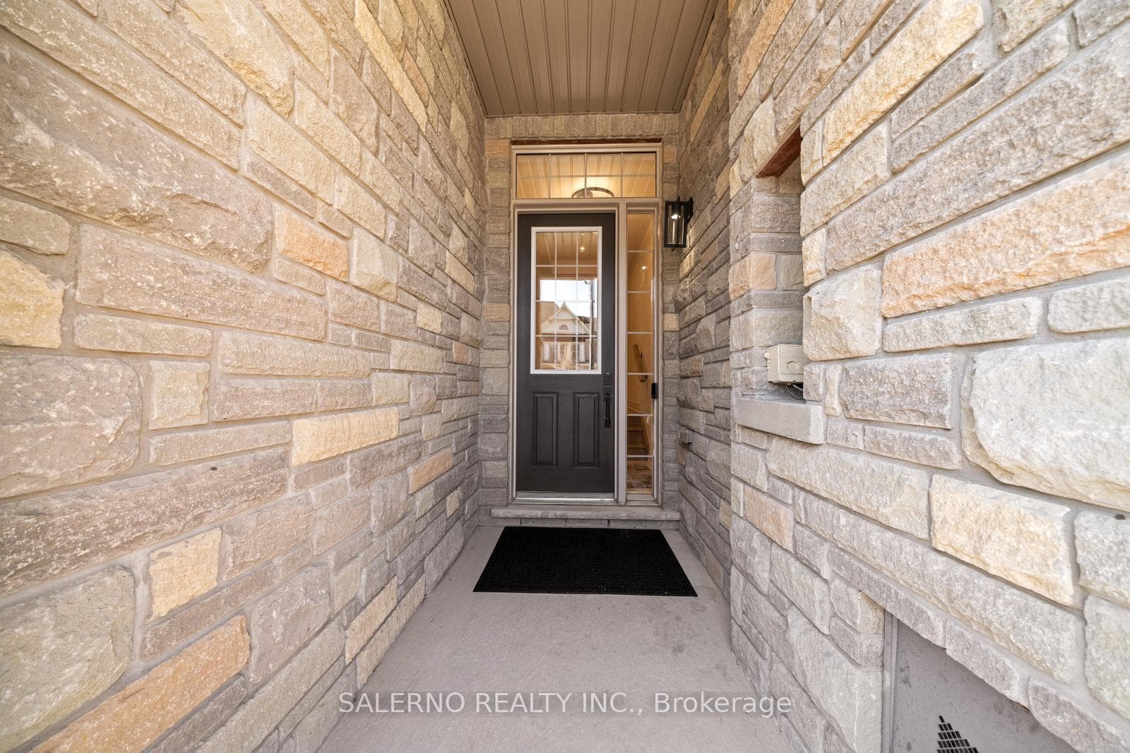 54 Tatton Court photo 3