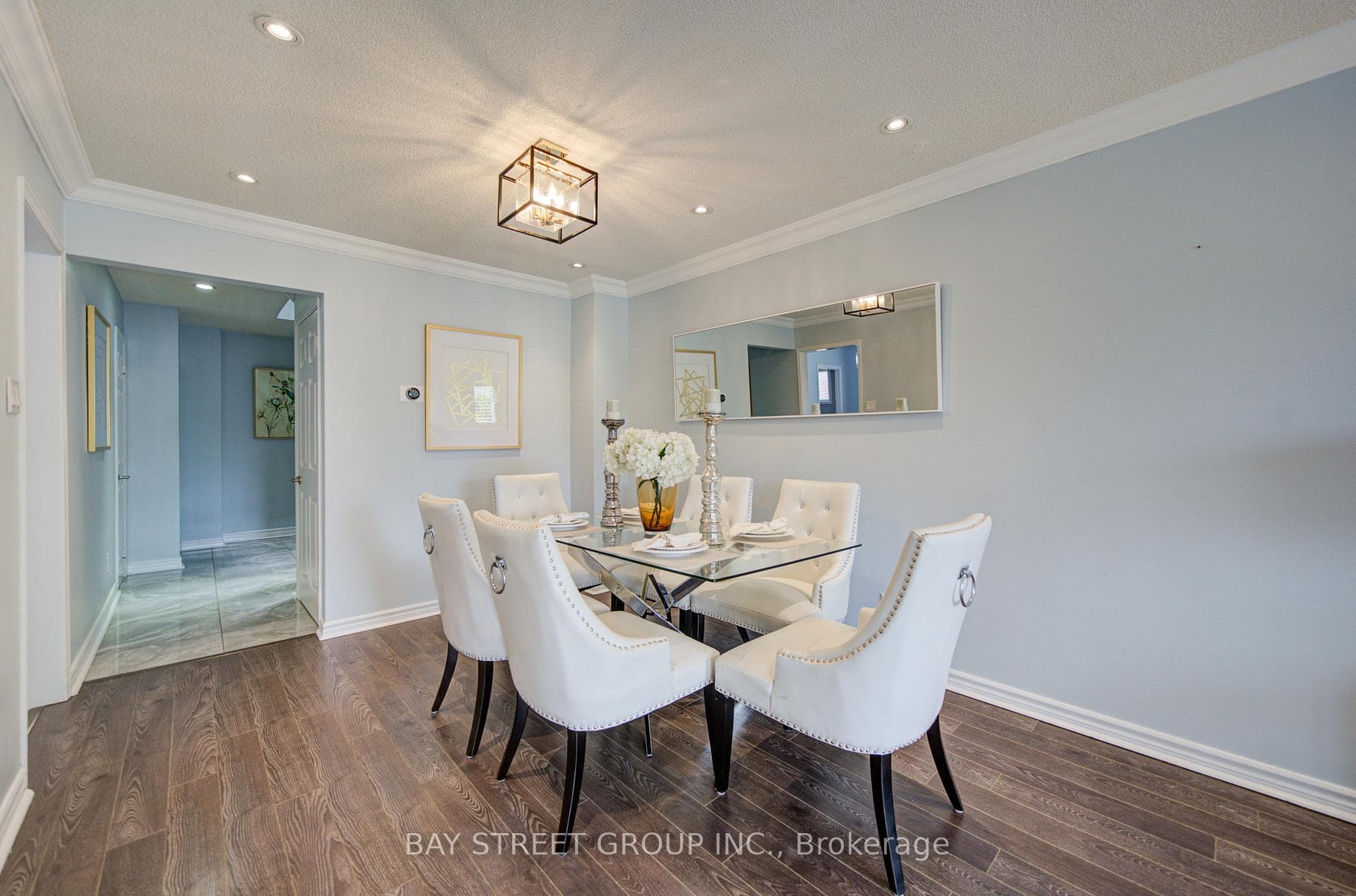 39 Ketchum Crescent photo 7