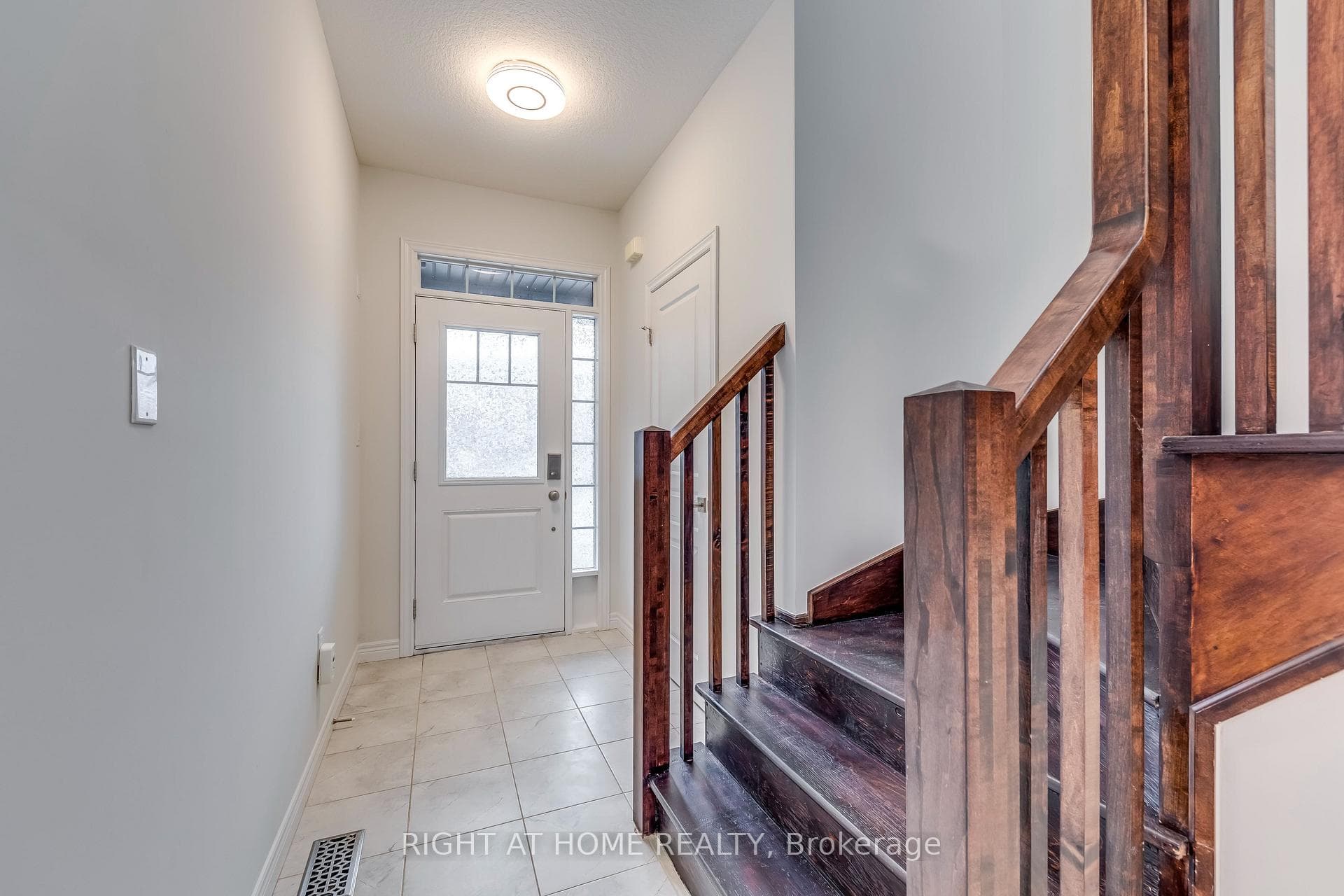 20 Farley Lane photo 3