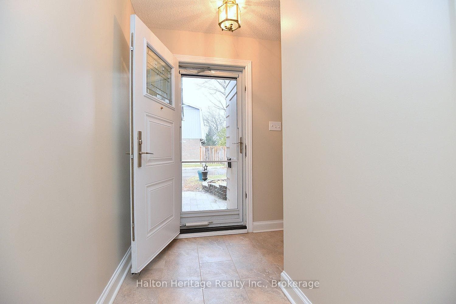 457 Woodview Rd. Road Unit Unit 7 photo 5