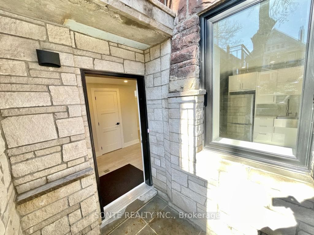 333 Palmerston Boulevard Unit #L01 photo 3