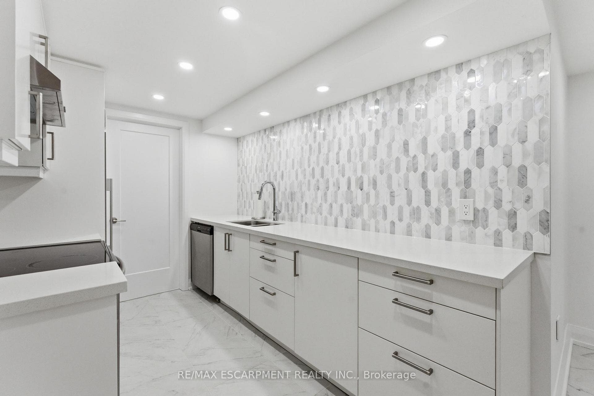 138 Miller Drive photo 40