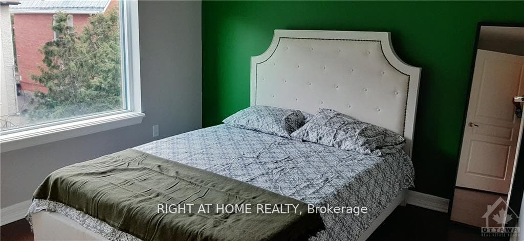 238 BESSERER Street Unit 404 photo 9