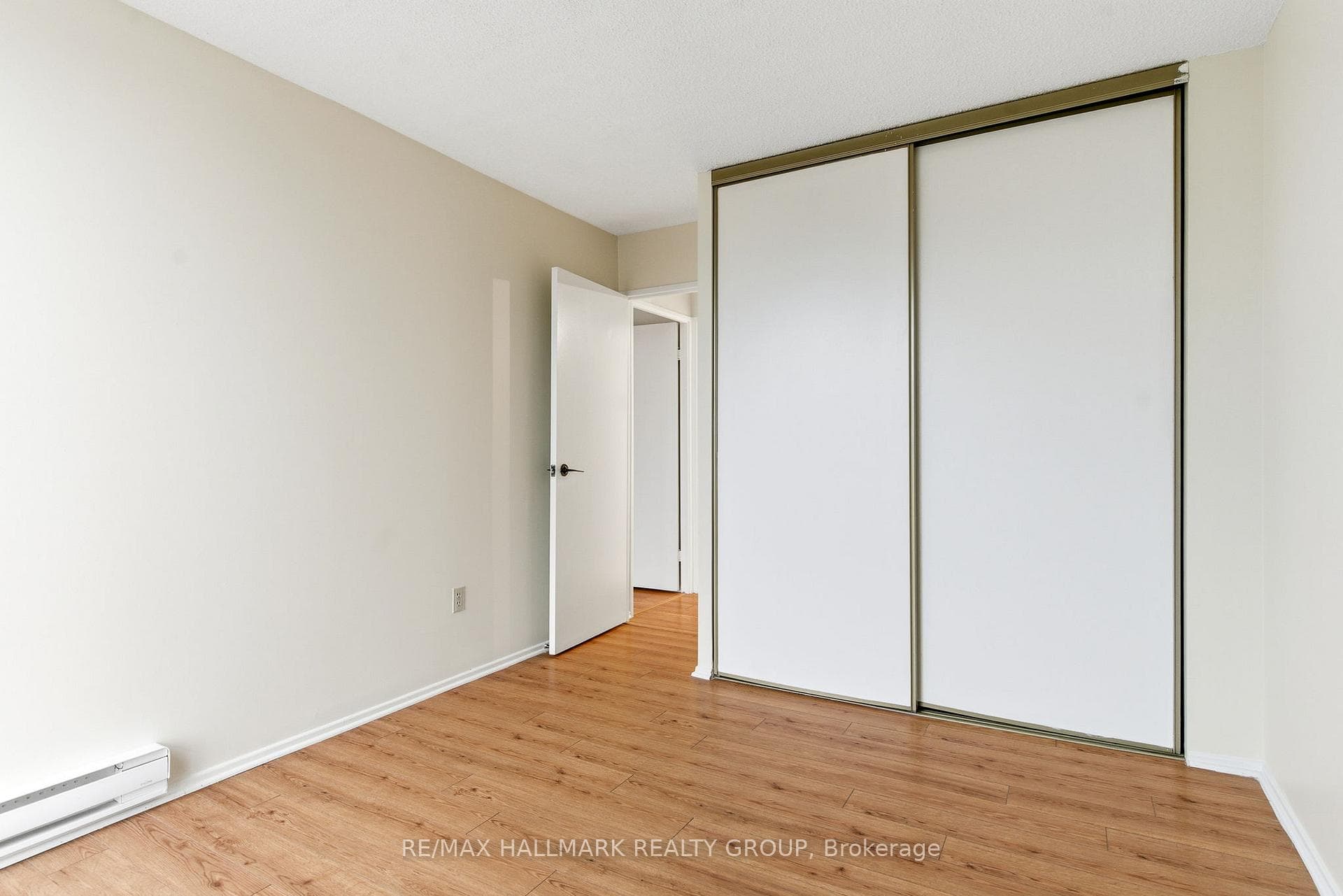 1025 Richmond Road Unit 406 photo 25