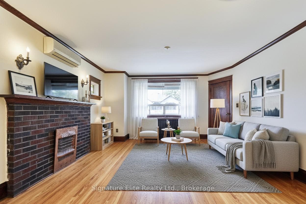 Living Room - Virtually staged