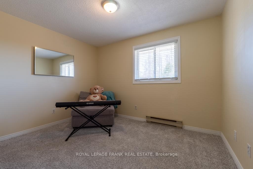 107 RITA Crescent Unit A photo 14