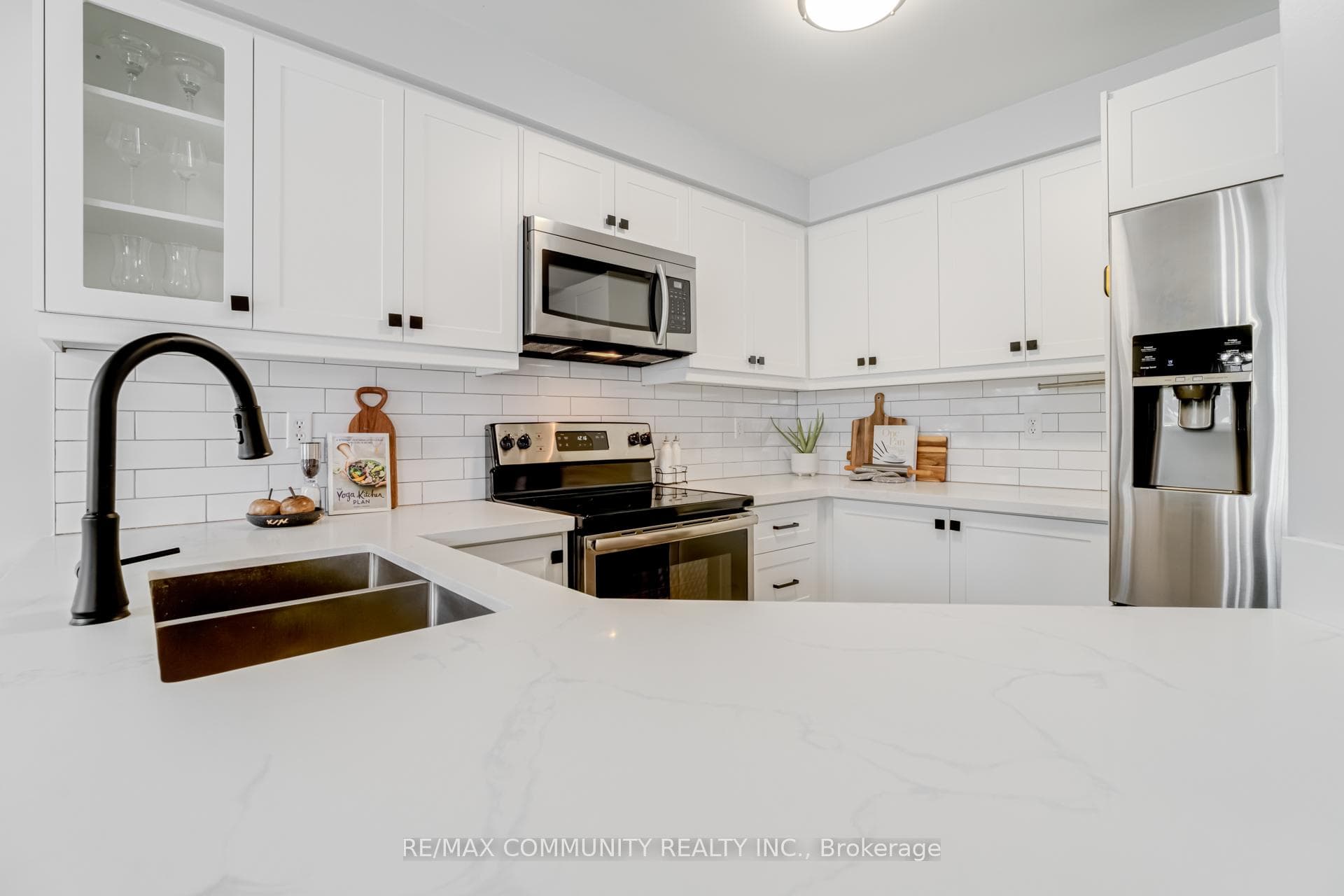 1707 Woodgate Trail photo 9
