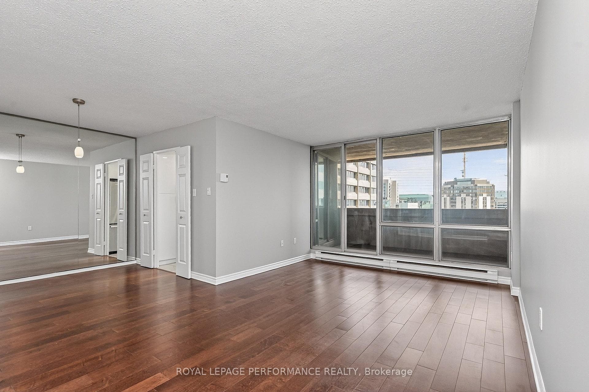 Living and dining area