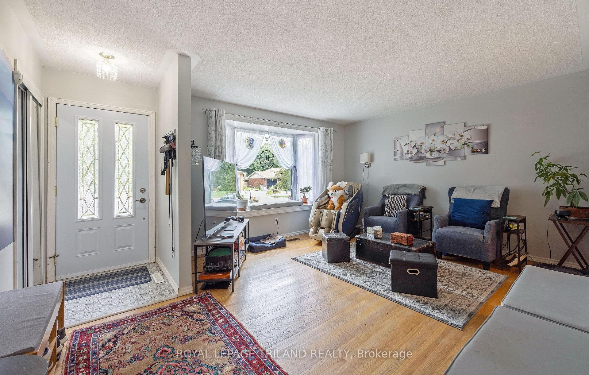 15 Confederation Drive photo 5