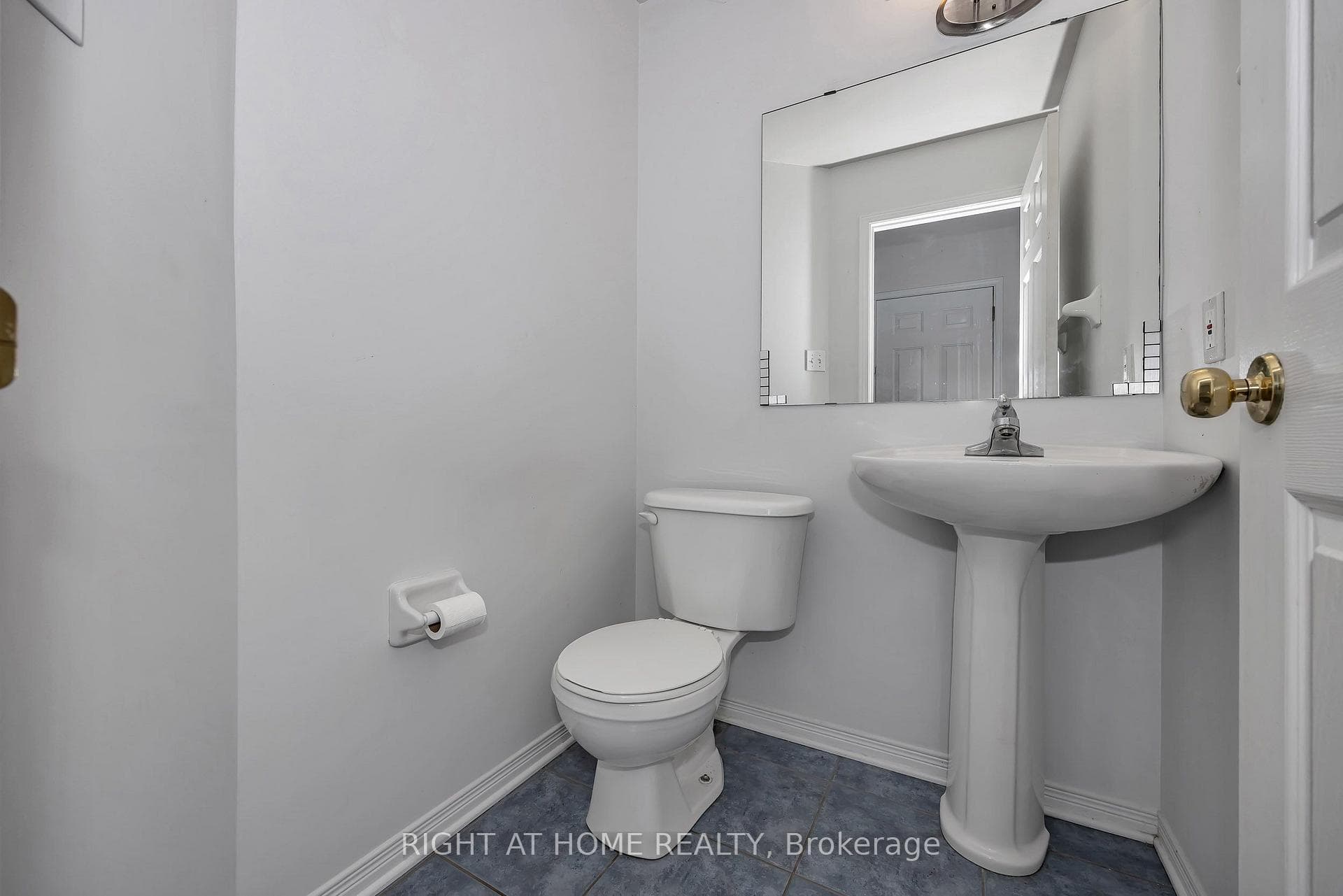 1 Kincardine Drive photo 5